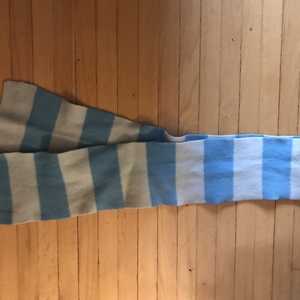 GAP Blue soft scarf, GUC, SF home is being swapped online for free