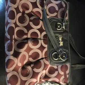 Coach purse is being swapped online for free