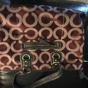 Coach purse is being swapped online for free