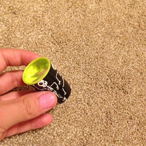 Scope for kids with skeleton shoes on It Halloween version is being swapped online for free