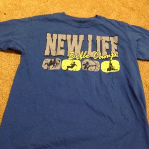 7 various summer camp shirts is being swapped online for free