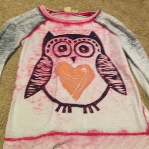 Pink owl shirt women's S/m is being swapped online for free