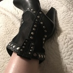 BCBG boots  is being swapped online for free