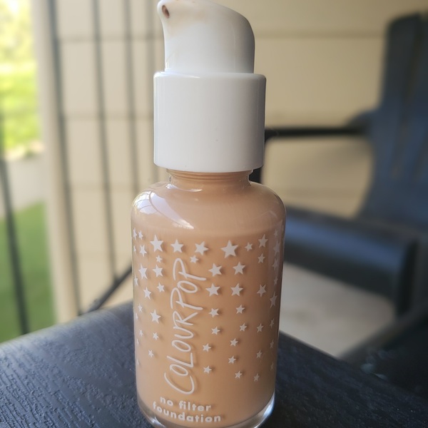 ColourPop No Filter Foundation in Medium 85 is being swapped online for free