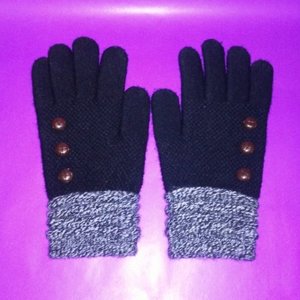 Ladies Black & Gray Knit Gloves with Buttons is being swapped online for free
