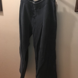 Columbia navy cotton long pants XL  is being swapped online for free