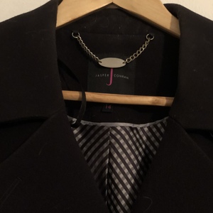 Ladies winter coats is being swapped online for free