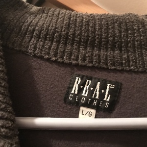 Cotton corduroy sweater  is being swapped online for free