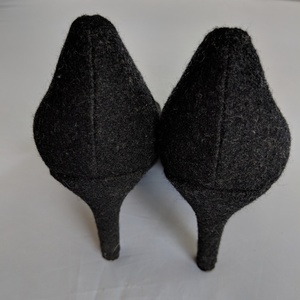 Nine West Wool Front Bow Fall Heels - 5 is being swapped online for free