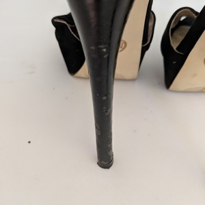 MICHAEL Michael Kors Black Platform Heels -7 is being swapped online for free