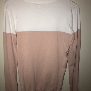 Calvin Klein pink & white turtleneck long sleeve sweater size small is being swapped online for free