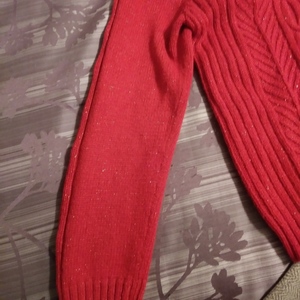 St Johns Bay red Sweater women's XL glittery is being swapped online for free