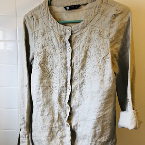 Linen embroidered top - Small is being swapped online for free