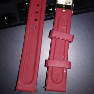 Womens Burgundy Silicone 2 piece replacement watch band includes pins 5/8 wide is being swapped online for free