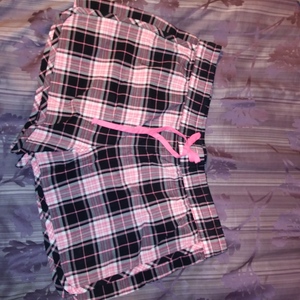 2 Pair Womens sleep shorts Size Large Never worn. New is being swapped online for free