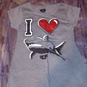 Womens Gray I love Shark Week T-shirt 2XL  Juniors 19 is being swapped online for free