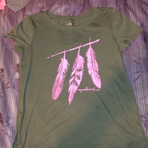 5 MIsc TShirts Womens XL and XXL New is being swapped online for free