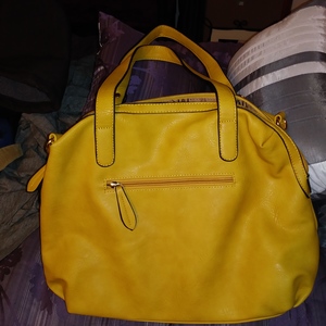 Mustard Yellow Purse MW  Excellent Condition is being swapped online for free
