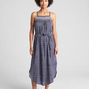 NWT Block-Print blue Cami Midi Dress -xs is being swapped online for free