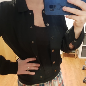 Black shirt/jacket Armani Collezioni is being swapped online for free