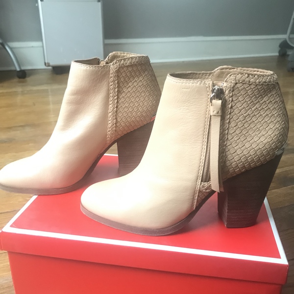 Coach leather booties is being swapped online for free
