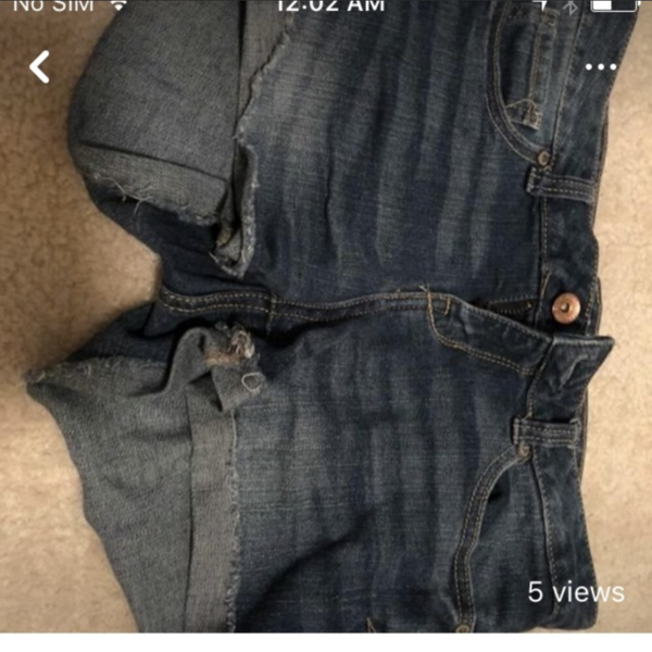 Aeropostale Shorts is being swapped online for free