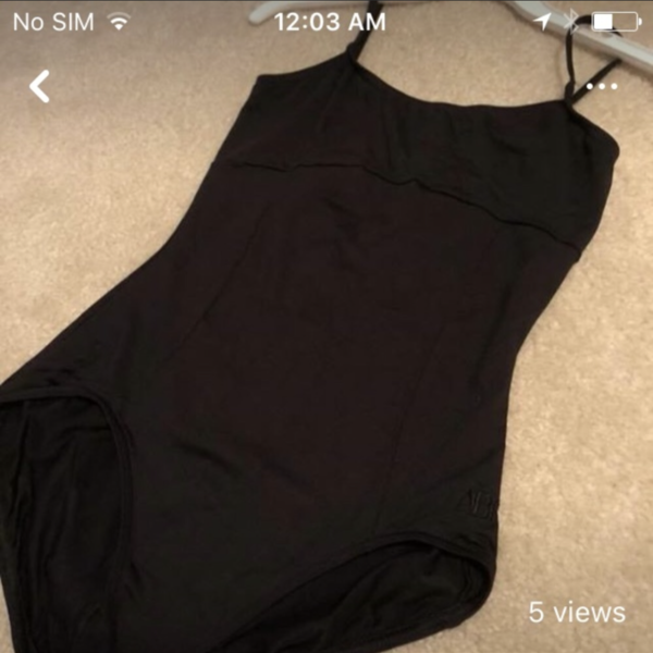 Stretchy Black Body Suit is being swapped online for free
