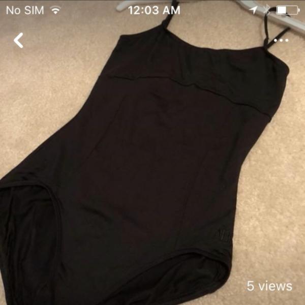 Stretchy Black Body Suit is being swapped online for free
