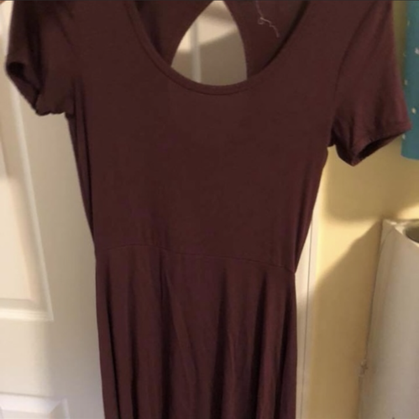 Purple Garage Dress is being swapped online for free