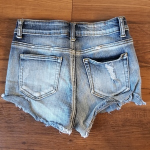 Distressed High Waisted Denim Shorts is being swapped online for free