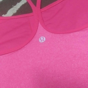 Size 4 Lululemon active tank is being swapped online for free