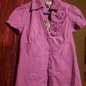 NWT Small Worthington Blouse is being swapped online for free