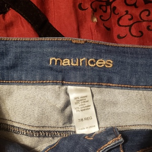 7/8 (fits more 9/10) Maurice's trouser jeans is being swapped online for free