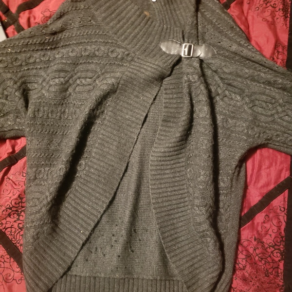 wrap sweater with clasp, S/M is being swapped online for free