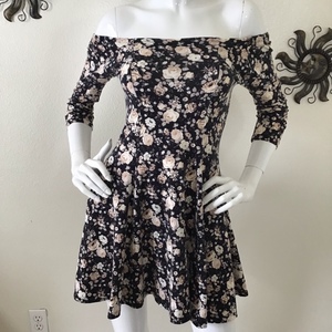 Forever 21 Black Floral Off Shoulder Dress Small  is being swapped online for free