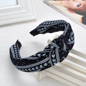 Brand New Cute Headband is being swapped online for free