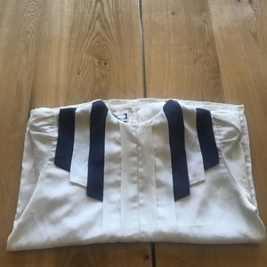 Polyester Shirt is being swapped online for free