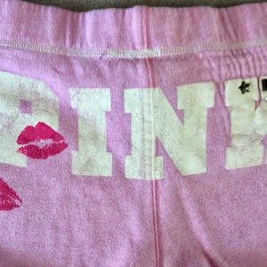 Victoria’s Secret PINK Sweat-Pants  is being swapped online for free