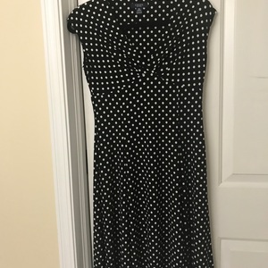 Cute polka dot swirl dress by CHAPS is being swapped online for free
