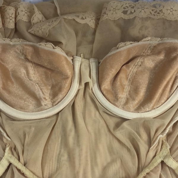 Victoria’s Secret Vintage Slip 34B is being swapped online for free