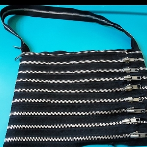 Vintage 90s Zipper Purse. is being swapped online for free