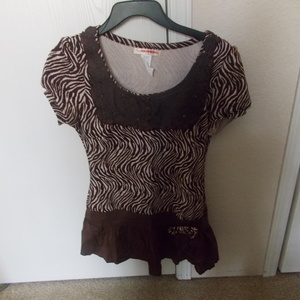 New without tags nice brown and white blouse is being swapped online for free