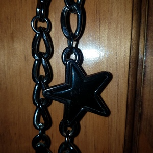 Black star/chain metal belt is being swapped online for free