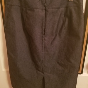 Merona stretch pencil skirt with pockets, Size 2  is being swapped online for free