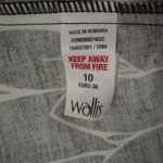 BEAUTIFUL STRAPLESS DRESS FROM WALLIS SIZE 10. is being swapped online for free