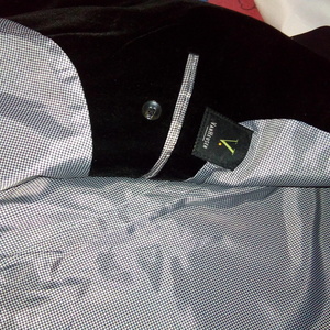 Tuxedo for festive season to lighten up your festive spirit is being swapped online for free