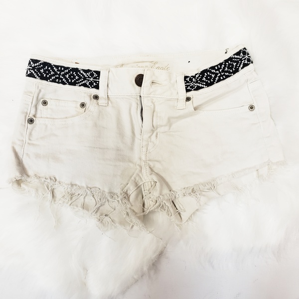 American eagle Festival shorts is being swapped online for free
