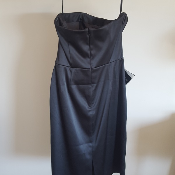 White House Black Market Black Strapless Dress, New With Tags! Woms Size 0 is being swapped online for free
