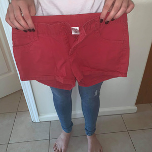 Cute Coral shorty shorts  is being swapped online for free