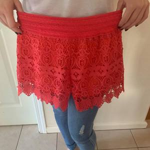 Coral lacy shorts is being swapped online for free